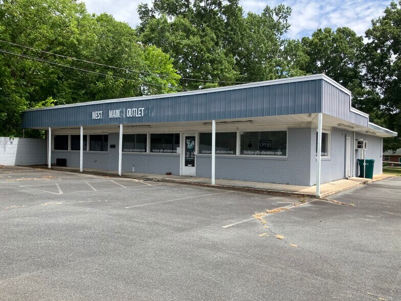 More Photos Of 1007 W Main St, Albemarle General Retail For Sale