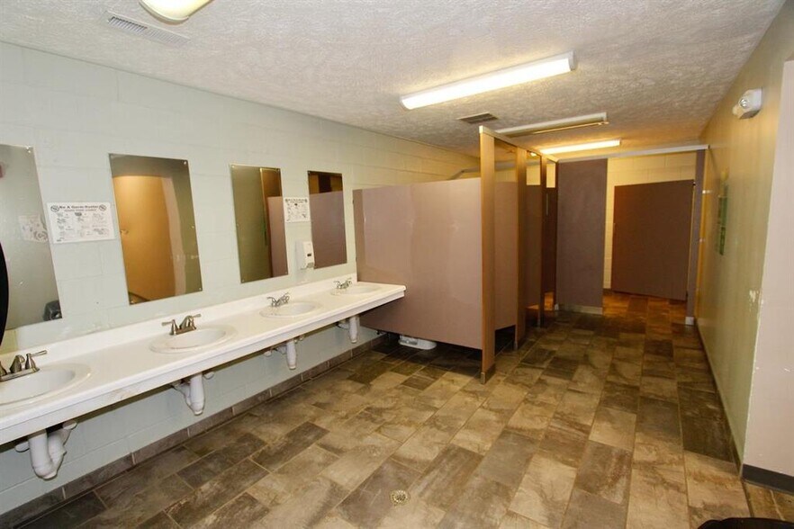 More Photos Of 59 Luray -1, Beech Bluff Religious Facility For Sale