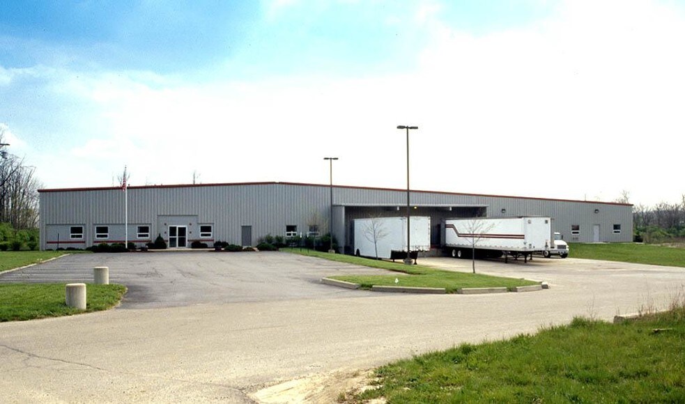 More Photos Of 9486 Sutton Pl, Hamilton Warehouse For Lease