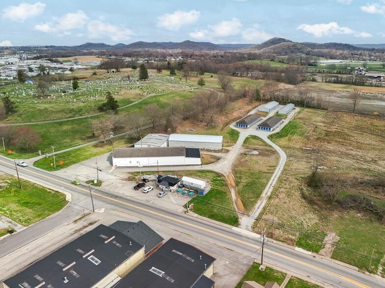 More Photos Of 500 E Main St, Lebanon Land For Sale