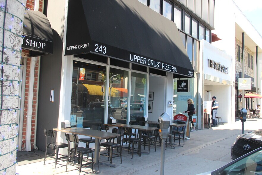 More Photos Of 241-243 S Beverly Dr, Beverly Hills Restaurant For Lease