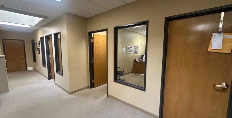 More Photos Of 15525 SE For Mor Ct, Clackamas Warehouse For Lease