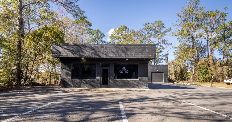 More Photos Of 1724 NE 2nd St, Gainesville Light Manufacturing For Sale