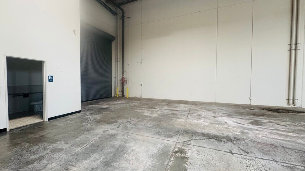 More Photos Of 2023-2027 Chico Ave, South El Monte Warehouse For Lease