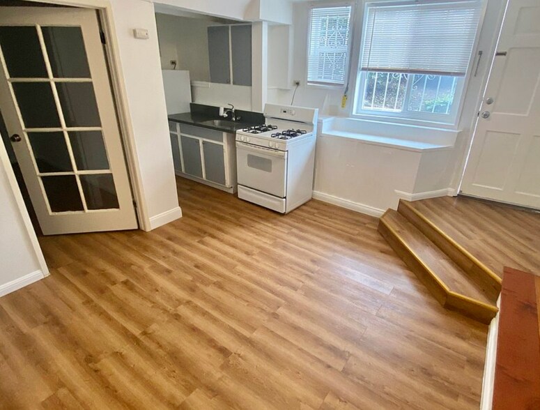 More Photos Of 539 Mandana Blvd, Oakland Apartments For Sale