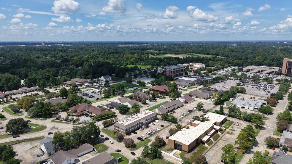 More Photos Of 7423 Picardy Ave, Baton Rouge Medical For Lease