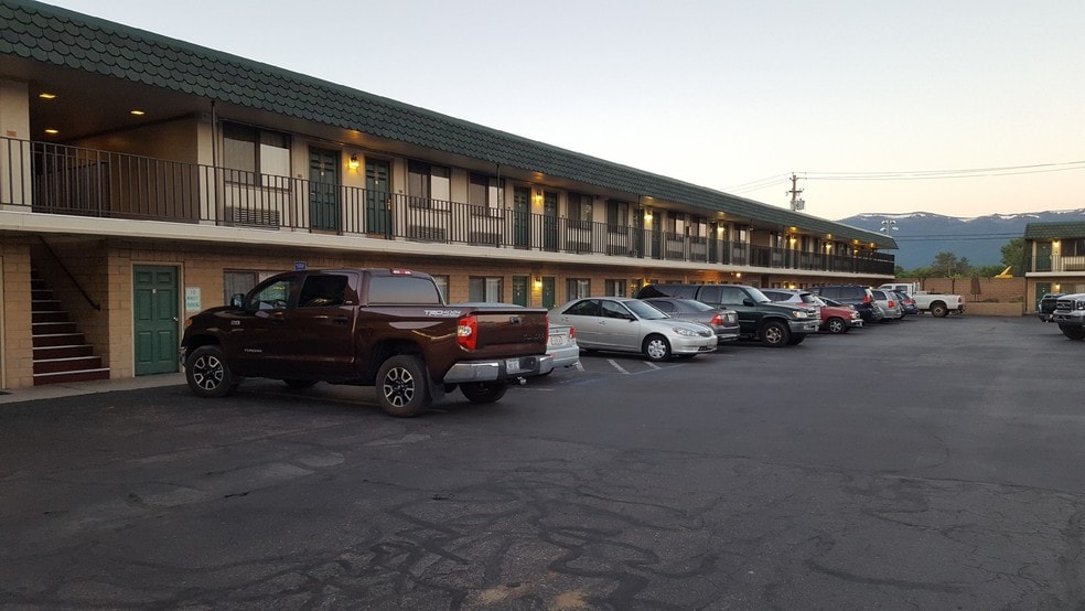 More Photos Of 1710 Main St, Susanville Hotel For Sale