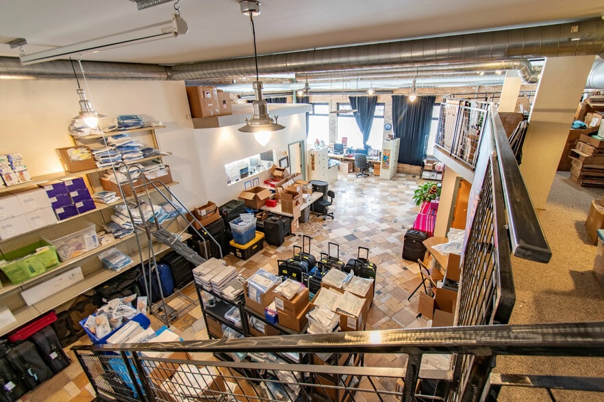 More Photos Of 1703 Darrow Ave, Evanston Office Residential For Lease