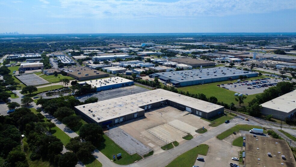 More Photos Of 1170 109th St, Grand Prairie Warehouse For Lease