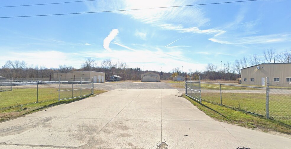 More Photos Of 449 Freedlander Rd, Wooster Light Distribution For Sale
