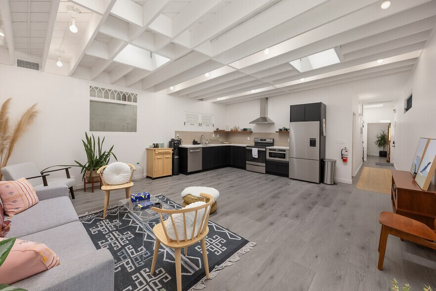 More Photos Of 1913-1915 Hyperion Ave, Los Angeles Loft Creative Space For Sale
