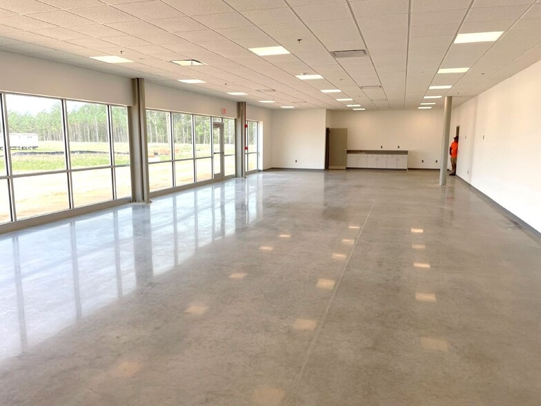 More Photos Of 300 Taurus Way, Bainbridge Industrial For Sale