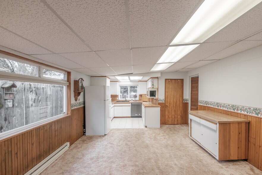 More Photos Of 5198 Skyline Rd S, Salem Multifamily For Sale