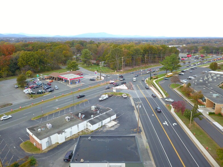 More Photos Of 7106 Timberlake Rd, Lynchburg General Retail For Sale