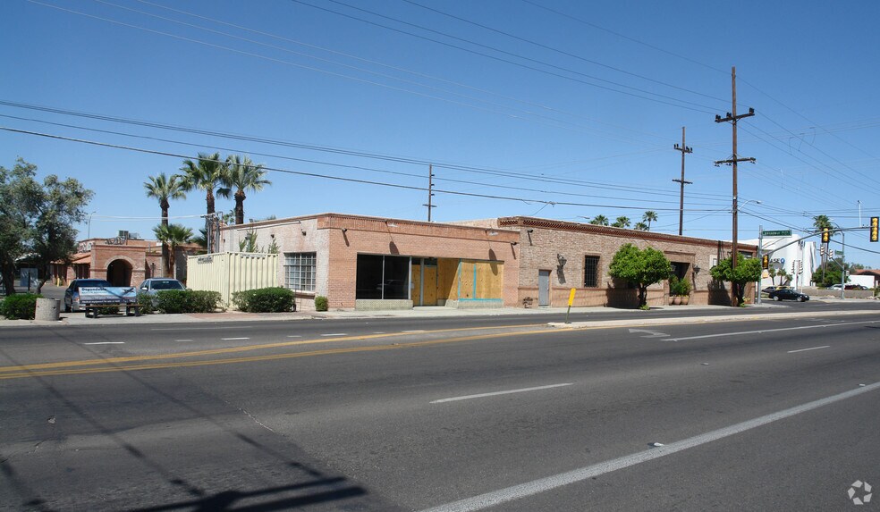 More Photos Of 3000-3048 E Broadway Blvd, Tucson Unknown For Sale