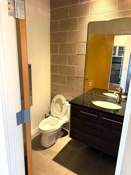 More Photos Of 11562 Colony Row, Broomfield Storefront Retail Residential For Sale