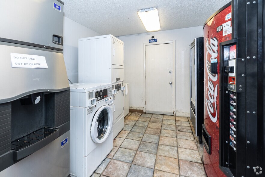 More Photos Of 2738 N Monroe St, Tallahassee Hotel For Sale