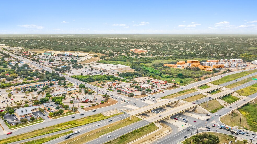 More Photos Of 10838-10842 Potranco Rd, San Antonio Unknown For Lease