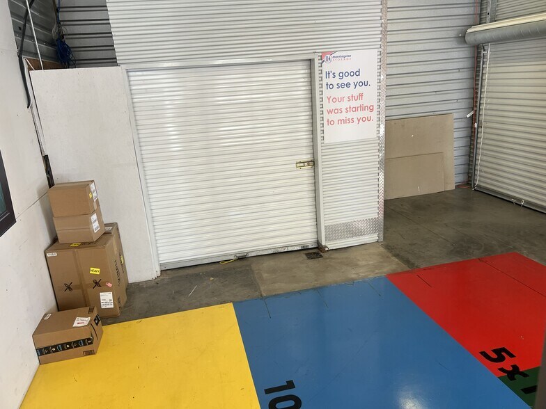 More Photos Of 2101 S Voss Rd, Houston Self Storage For Lease