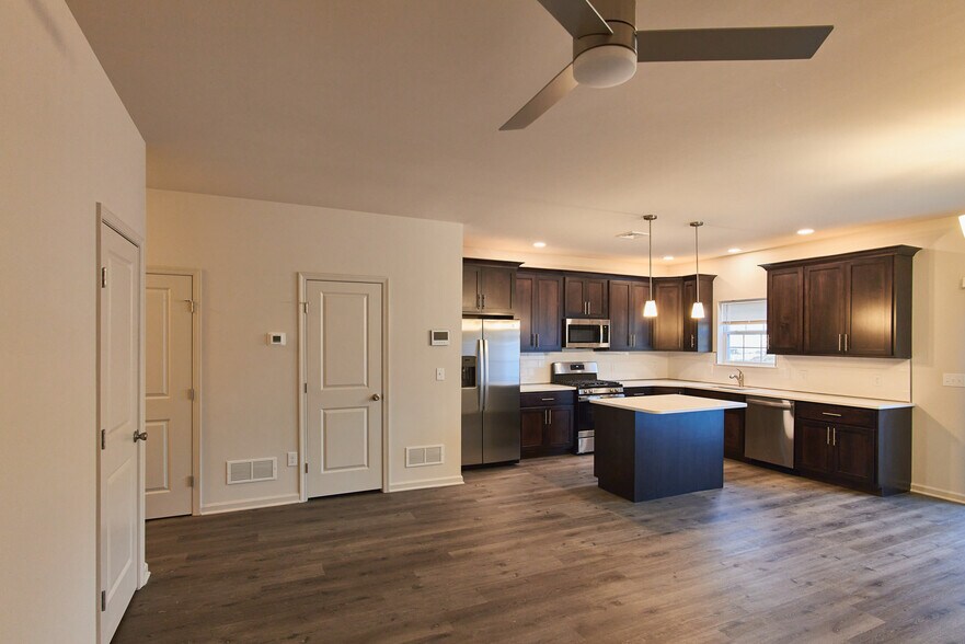 More Photos Of 6645 Stein Way, Macungie Apartments For Sale