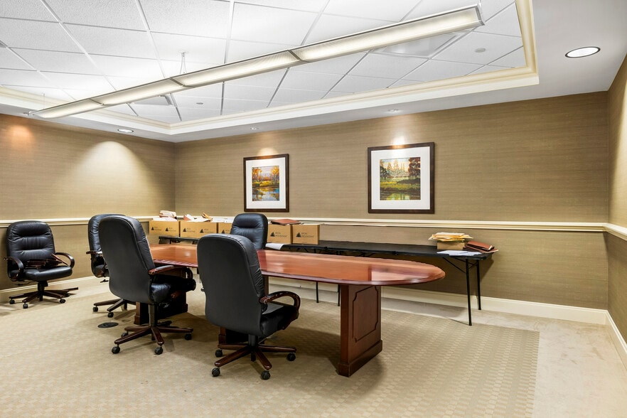 More Photos Of 80 State St, Albany Office For Lease
