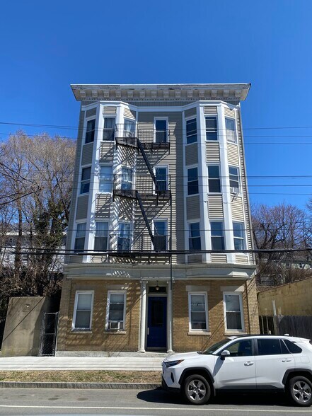 More Photos Of 406 Warburton Ave, Hastings Hudson Apartments For Sale