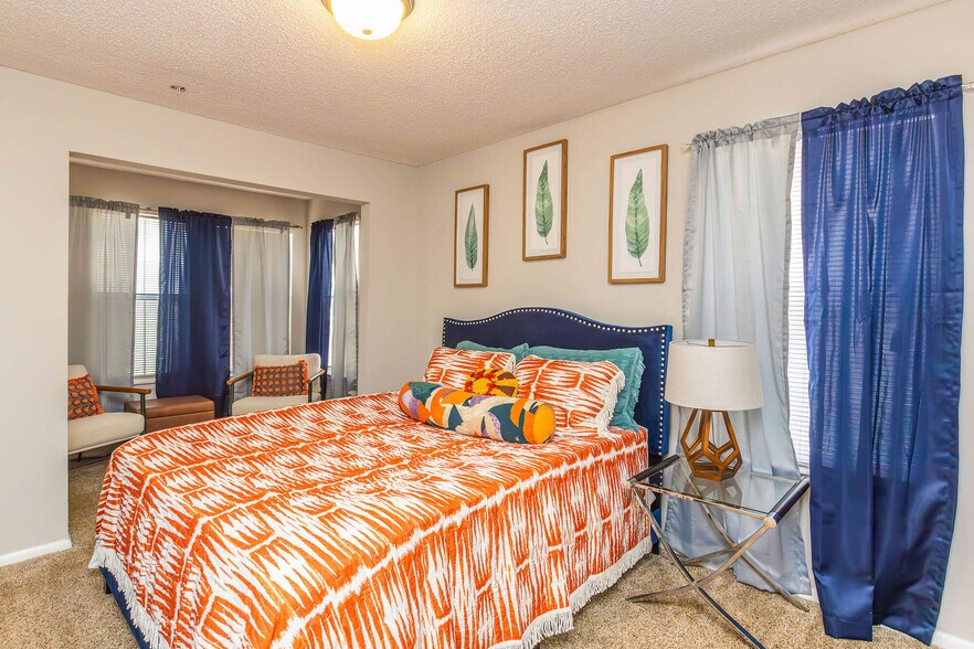 More Photos Of 5816 Covington Hwy, Decatur Apartments For Sale