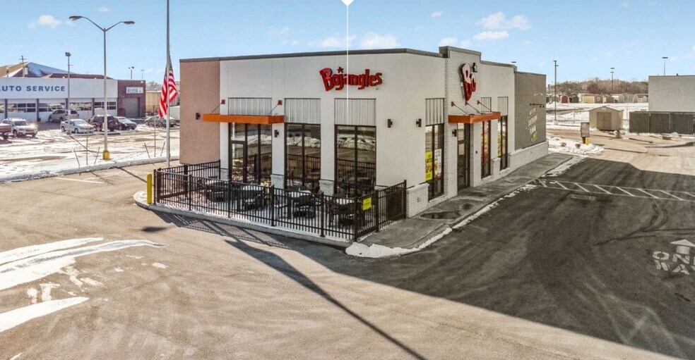 More Photos Of 853 S 30th St, Heath Fast Food For Sale