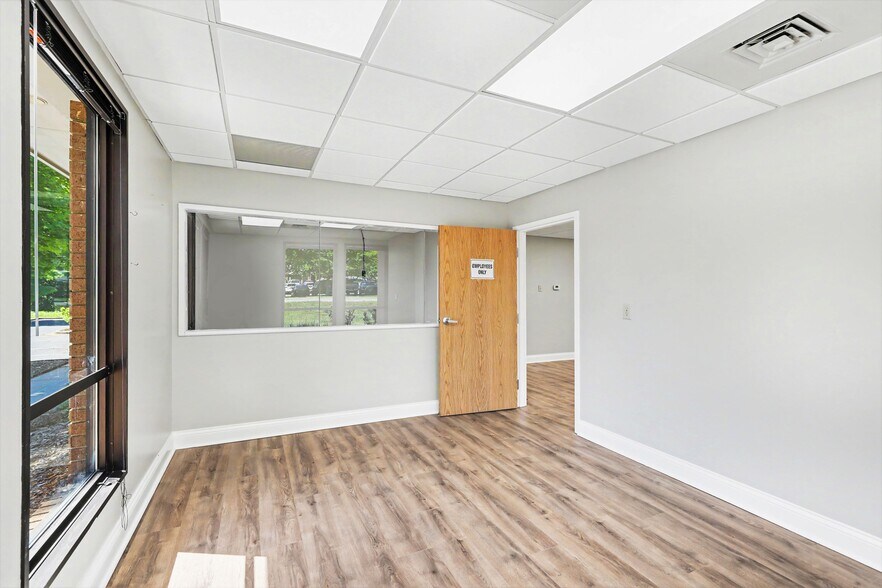 More Photos Of 470 Lake Concord Rd NE, Concord Medical For Lease