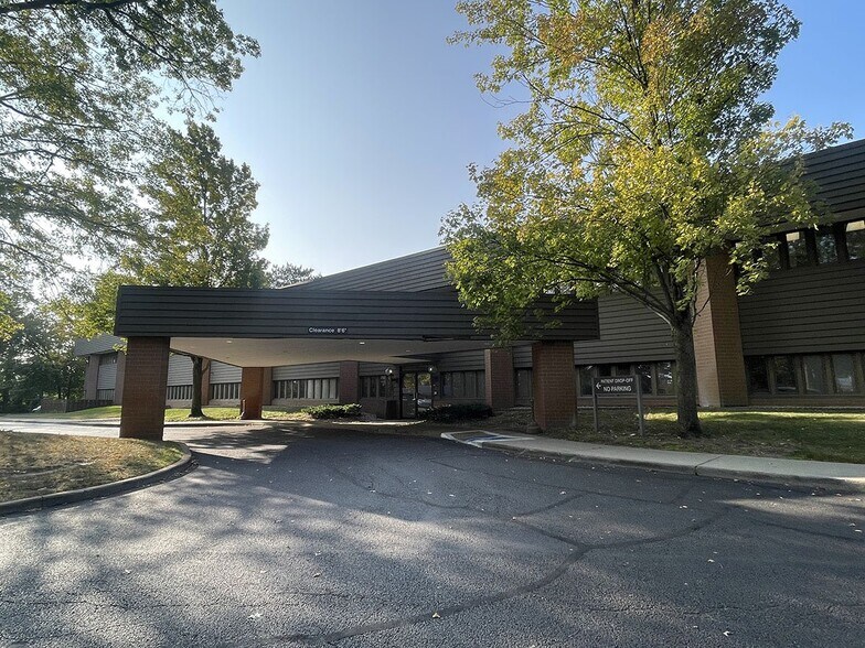 More Photos Of 3900 Sunforest Ct, Toledo Medical For Sale