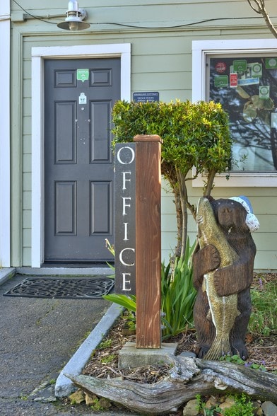 More Photos Of 18725 N Highway 1, Fort Bragg Hotel For Sale