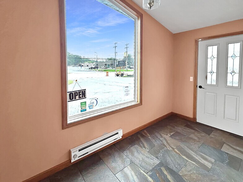 More Photos Of 9252 Lake City Rd, Houghton Lake Medical For Sale