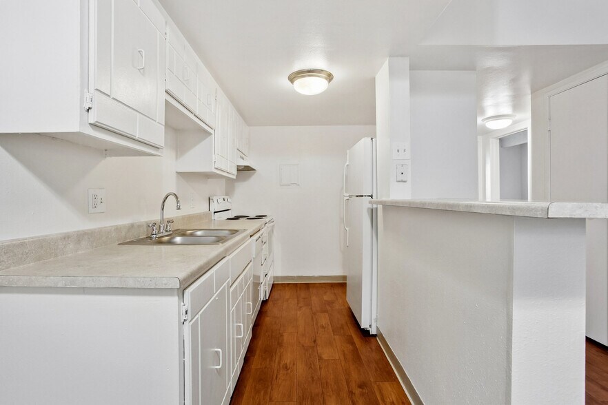More Photos Of 7655 W 67th Ave, Arvada Apartments For Sale