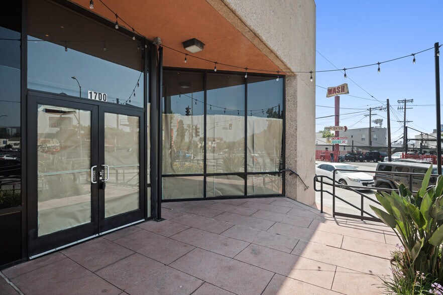 More Photos Of 1700 N Vermont Ave, Los Angeles General Retail For Lease