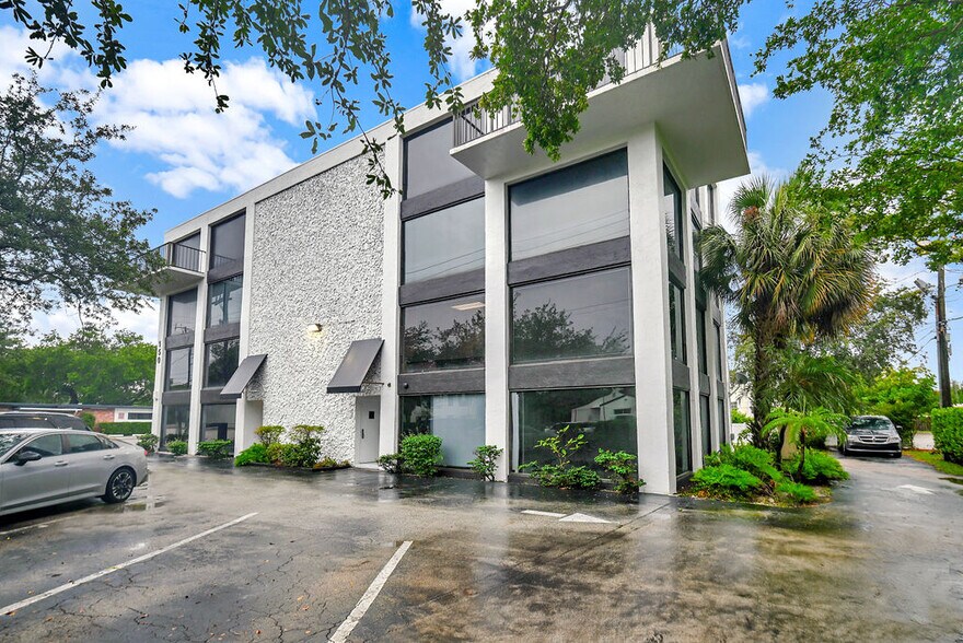 More Photos Of 150 E Davie Blvd, Fort Lauderdale Medical For Lease