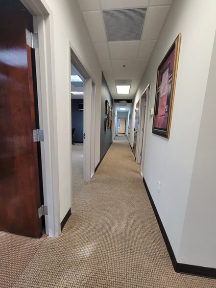 More Photos Of 10050 Medlock Bridge Rd, Johns Creek Office For Lease