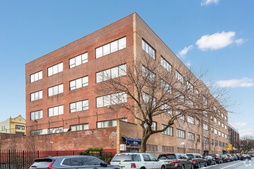 More Photos Of 412-424 E 147th St, Bronx Office For Lease