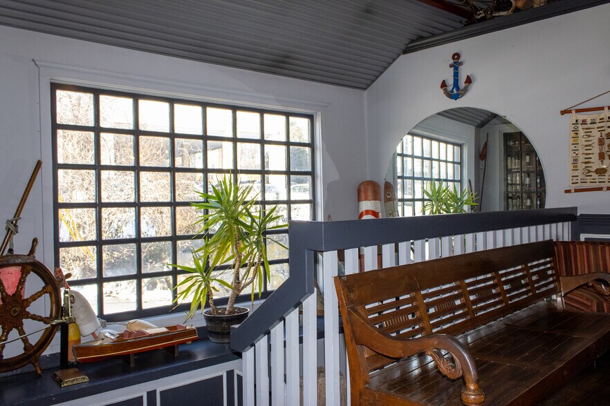 More Photos Of 1308 E Main St, Stamford General Retail For Sale