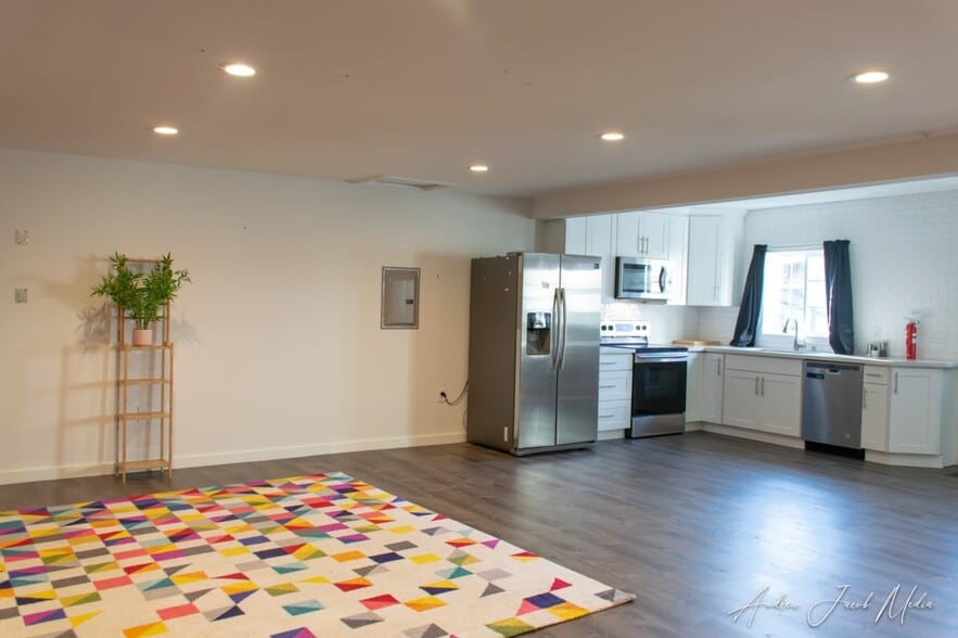 More Photos Of 436 Wells Ave N, Renton Apartments For Sale