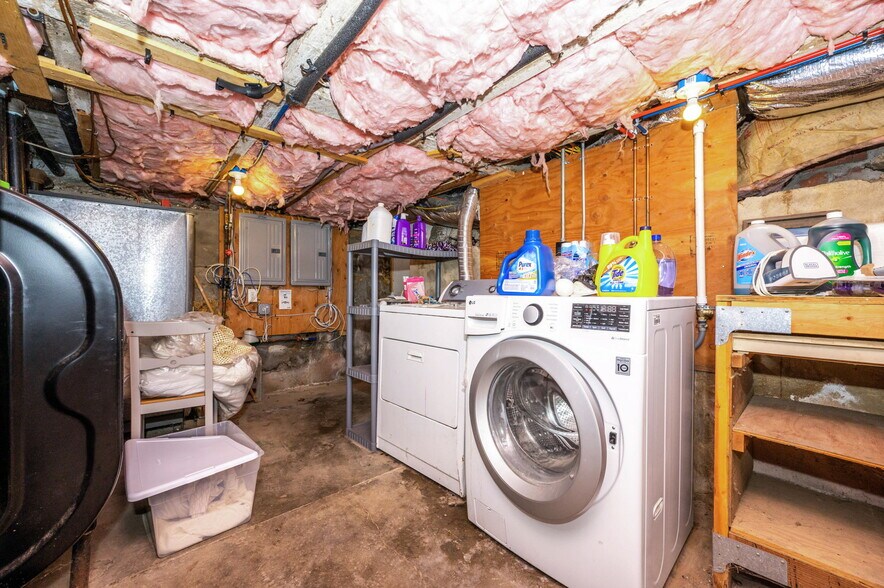 More Photos Of , Greenport Multifamily For Sale