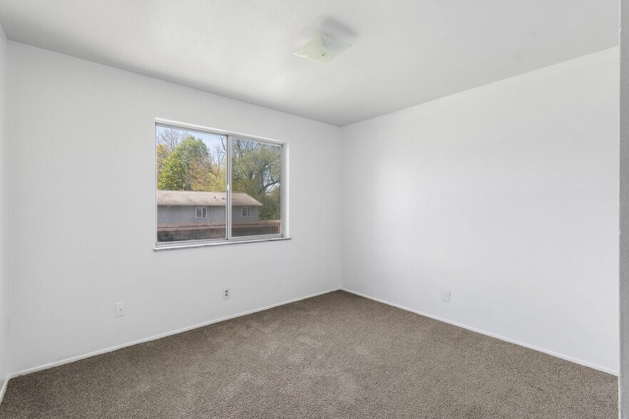 More Photos Of 552 Treeside Dr, Akron Apartments For Sale