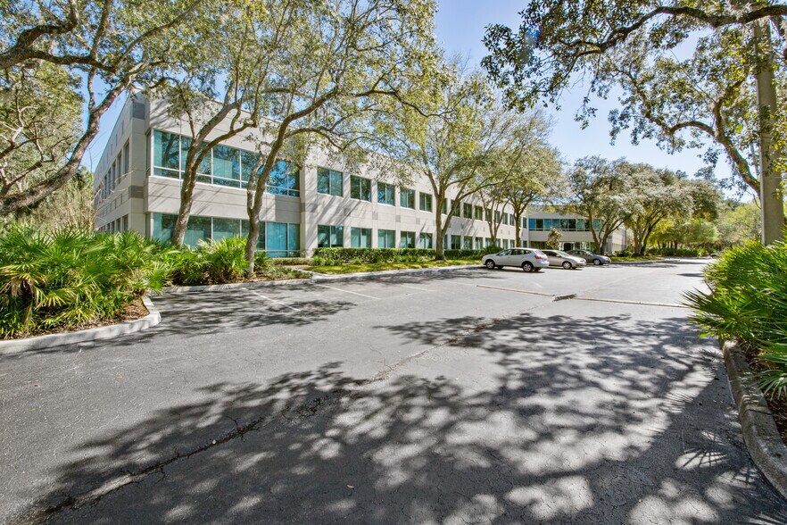 More Photos Of 13101 Telecom Dr, Tampa Office For Lease