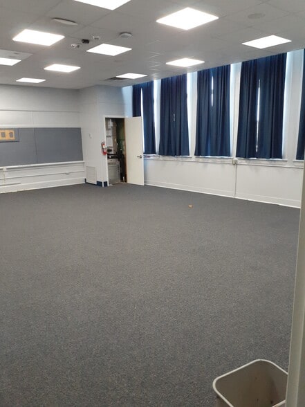 More Photos Of 801 N Wild Olive Ave, Daytona Beach Schools For Sale