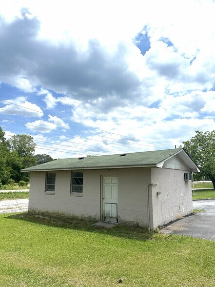 More Photos Of 4611 Highway 138 SW, Stockbridge Specialty For Sale
