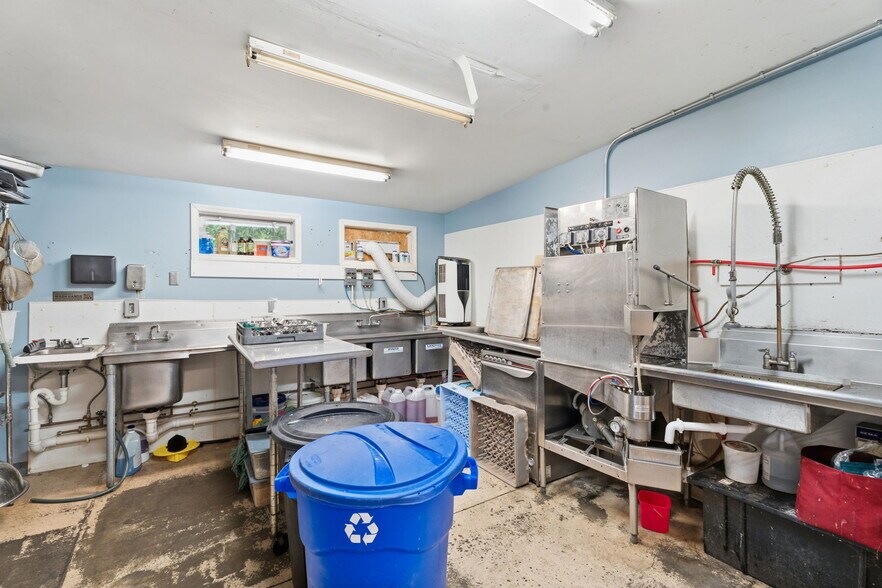More Photos Of 1346 Elmira Rd, Newfield Restaurant For Sale