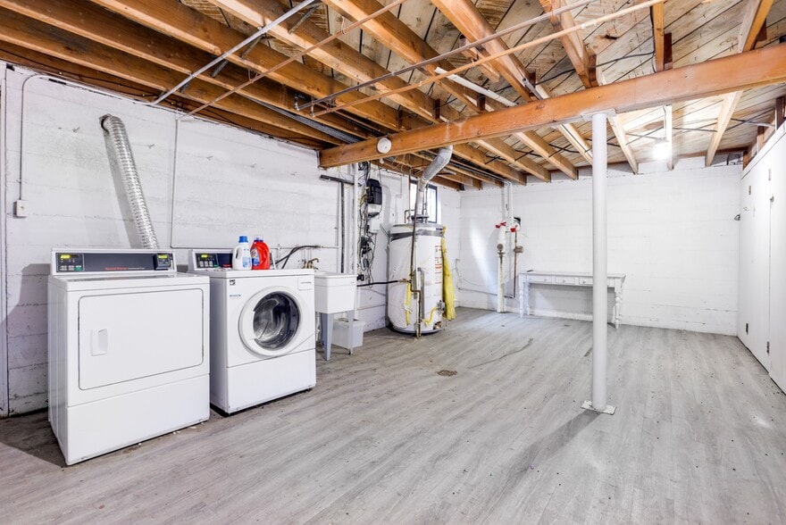 More Photos Of 204 W Ellsworth Ave, Denver Apartments For Sale