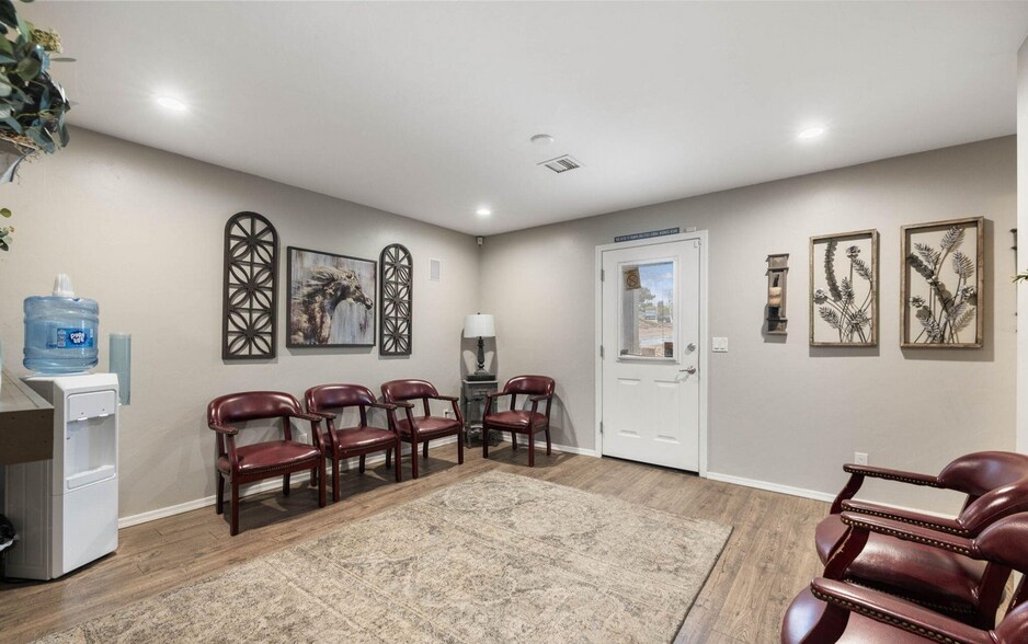 More Photos Of 143 E Merritt St, Prescott Medical For Sale