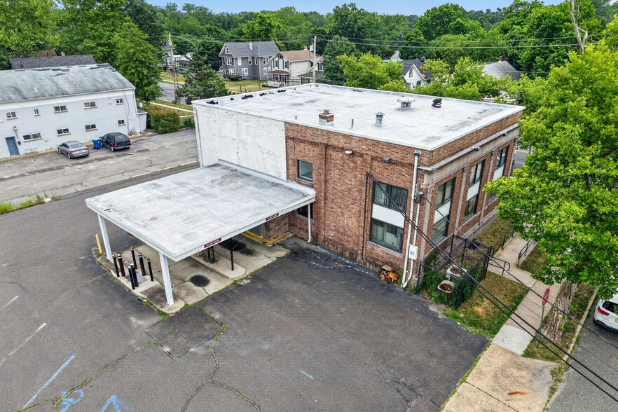 More Photos Of 2155 Atco Ave, Atco Bank For Sale