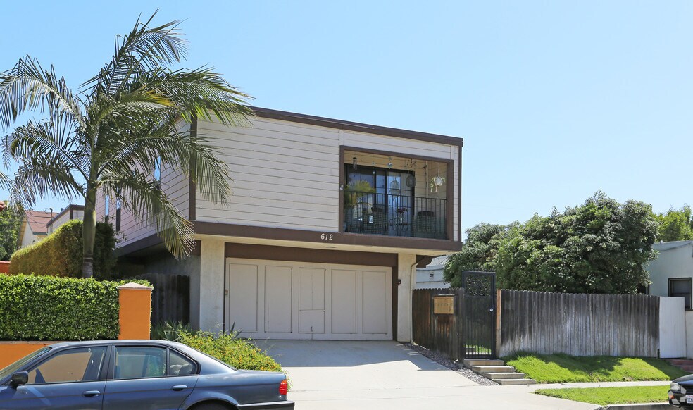 More Photos Of 612 N Freeman St, Oceanside Apartments For Sale