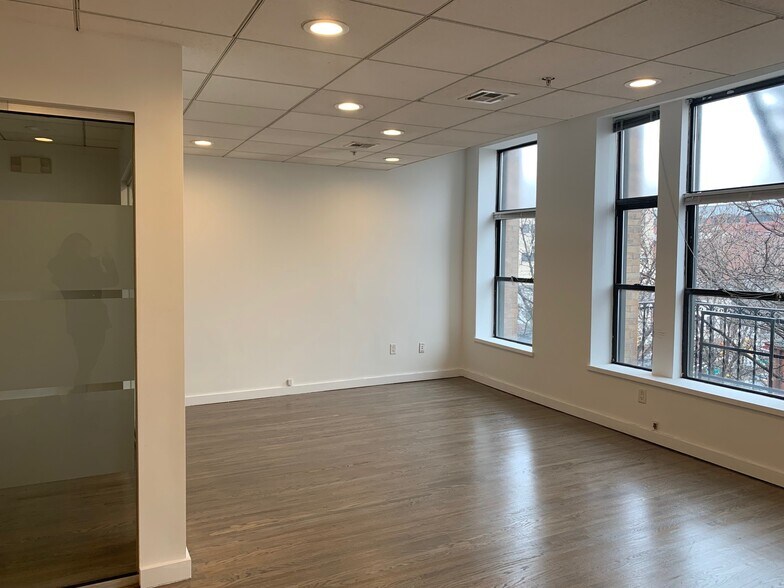 More Photos Of 22 Hudson Pl, Hoboken Loft Creative Space For Lease